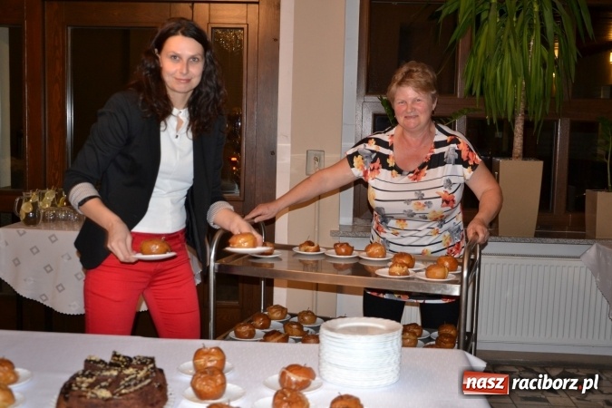 Zdjęcie w galerii na portalu naszraciborz.pl: Piosenki Anny German i Marka Grechuty na wieczorze przy świecach w Tworkowie  wiadomości z regionu