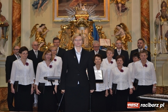 Zdjęcie w galerii na portalu naszraciborz.pl: W Krzyżanowicach odbył się Przegląd Chórów Pogranicza  wiadomości z regionu