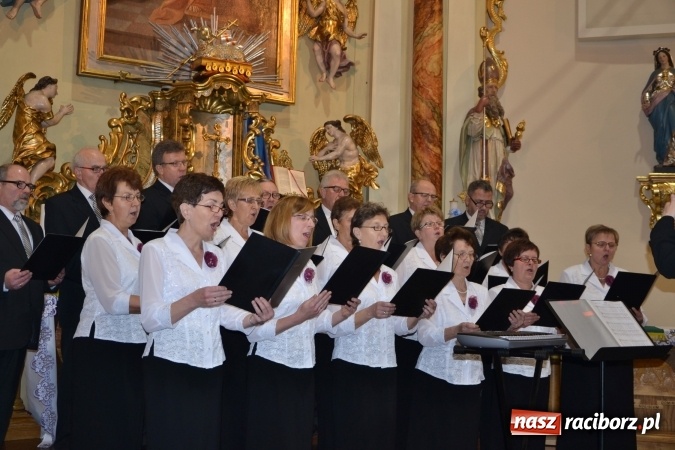 Zdjęcie w galerii na portalu naszraciborz.pl: W Krzyżanowicach odbył się Przegląd Chórów Pogranicza  wiadomości z regionu