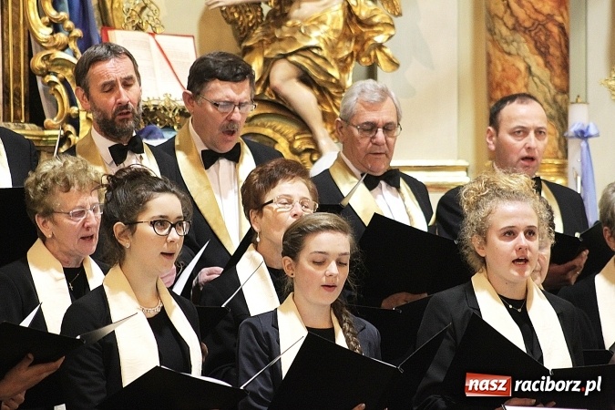 Zdjęcie w galerii na portalu naszraciborz.pl: W Krzyżanowicach odbył się Przegląd Chórów Pogranicza  wiadomości z regionu