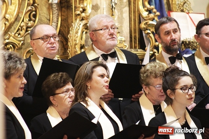 Zdjęcie w galerii na portalu naszraciborz.pl: W Krzyżanowicach odbył się Przegląd Chórów Pogranicza  wiadomości z regionu