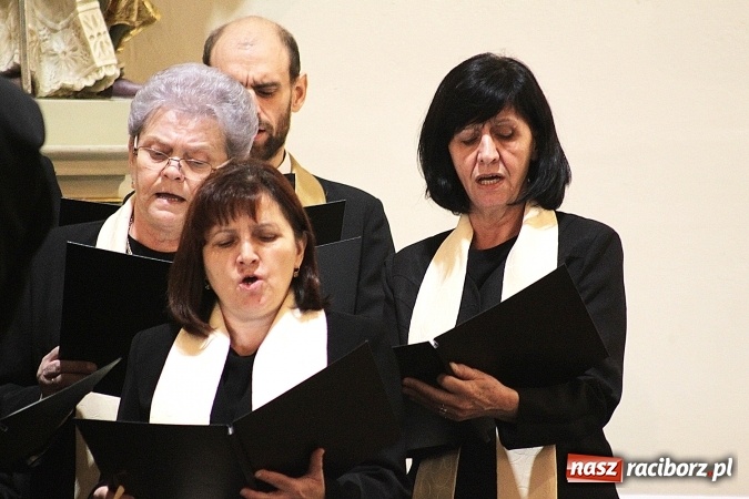 Zdjęcie w galerii na portalu naszraciborz.pl: W Krzyżanowicach odbył się Przegląd Chórów Pogranicza  wiadomości z regionu