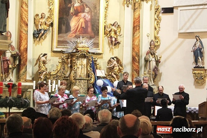 Zdjęcie w galerii na portalu naszraciborz.pl: W Krzyżanowicach odbył się Przegląd Chórów Pogranicza  wiadomości z regionu