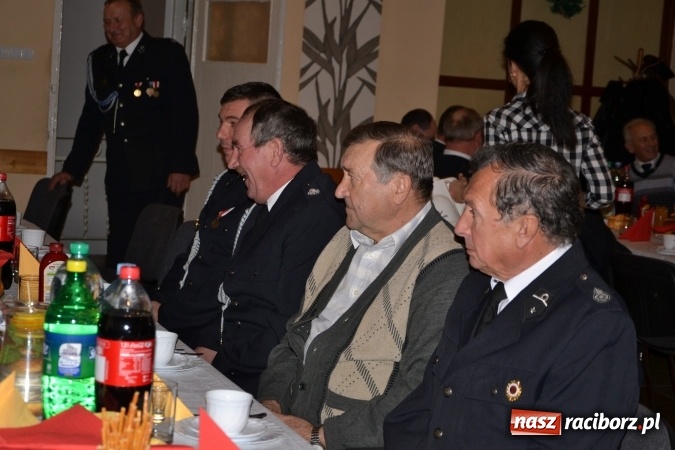 Zdjęcie w galerii na portalu naszraciborz.pl: Druhowie seniorzy z gminy Krzyżanowice spotkali się w Nowej Wiosce wiadomości z regionu