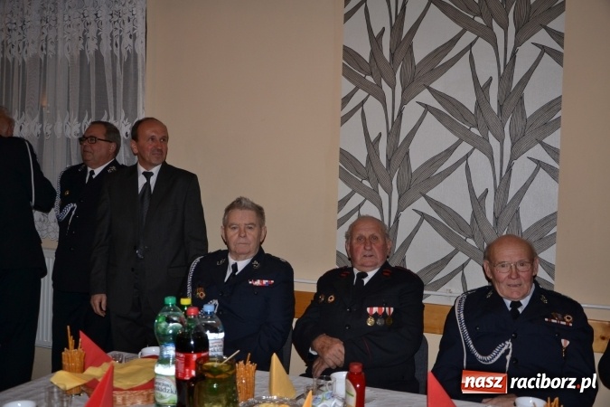 Zdjęcie w galerii na portalu naszraciborz.pl: Druhowie seniorzy z gminy Krzyżanowice spotkali się w Nowej Wiosce wiadomości z regionu