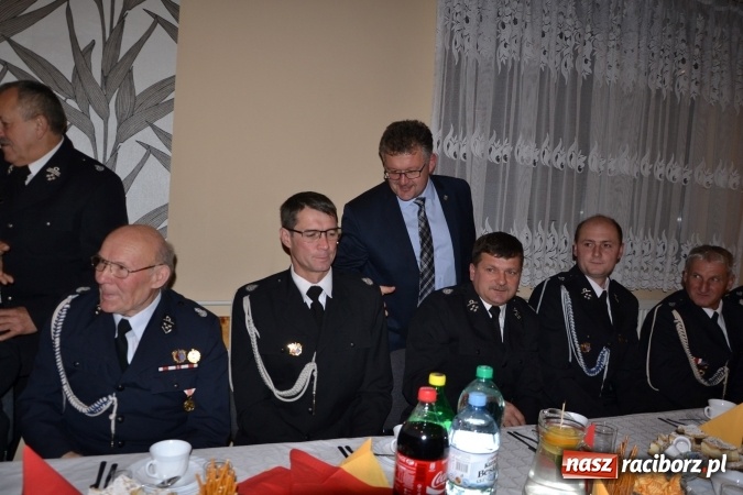 Zdjęcie w galerii na portalu naszraciborz.pl: Druhowie seniorzy z gminy Krzyżanowice spotkali się w Nowej Wiosce wiadomości z regionu