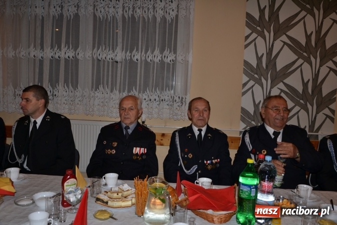 Zdjęcie w galerii na portalu naszraciborz.pl: Druhowie seniorzy z gminy Krzyżanowice spotkali się w Nowej Wiosce wiadomości z regionu