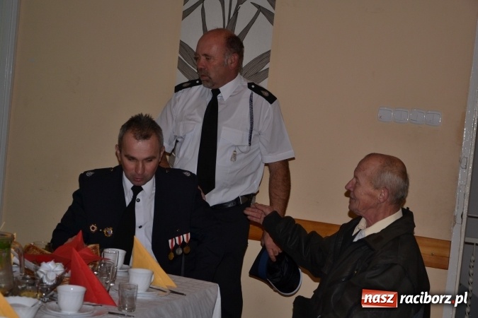 Zdjęcie w galerii na portalu naszraciborz.pl: Druhowie seniorzy z gminy Krzyżanowice spotkali się w Nowej Wiosce wiadomości z regionu