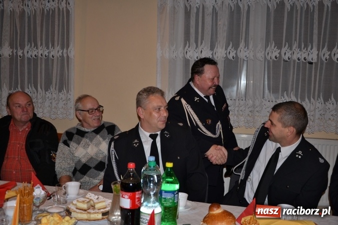 Zdjęcie w galerii na portalu naszraciborz.pl: Druhowie seniorzy z gminy Krzyżanowice spotkali się w Nowej Wiosce wiadomości z regionu