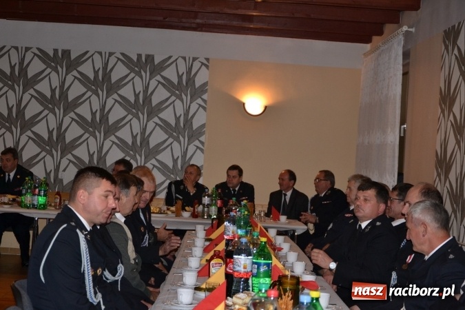 Zdjęcie w galerii na portalu naszraciborz.pl: Druhowie seniorzy z gminy Krzyżanowice spotkali się w Nowej Wiosce wiadomości z regionu