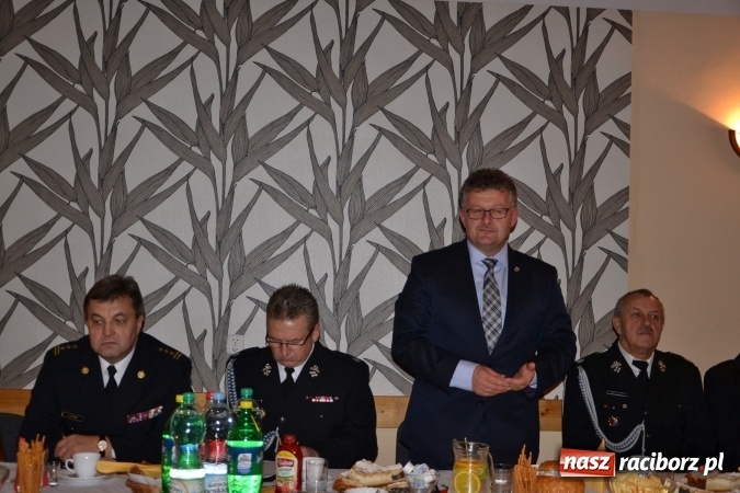 Zdjęcie w galerii na portalu naszraciborz.pl: Druhowie seniorzy z gminy Krzyżanowice spotkali się w Nowej Wiosce wiadomości z regionu