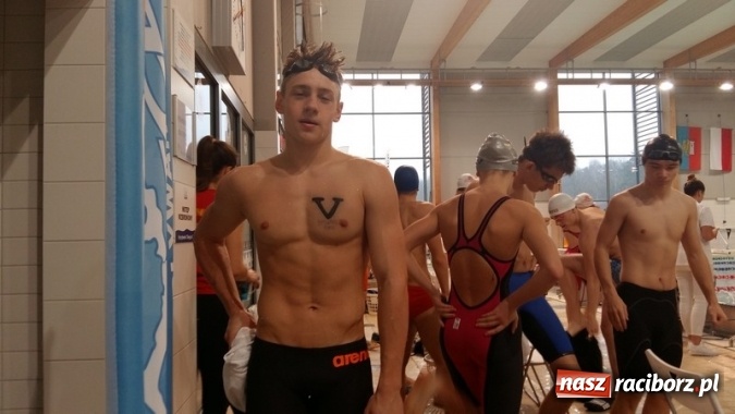 Zdjęcie w galerii na portalu naszraciborz.pl: Pływanie. Ponad setka medali raciborskich pływaków  wiadomości z regionu