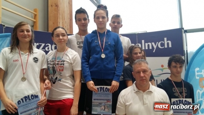 Zdjęcie w galerii na portalu naszraciborz.pl: Pływanie. Ponad setka medali raciborskich pływaków  wiadomości z regionu