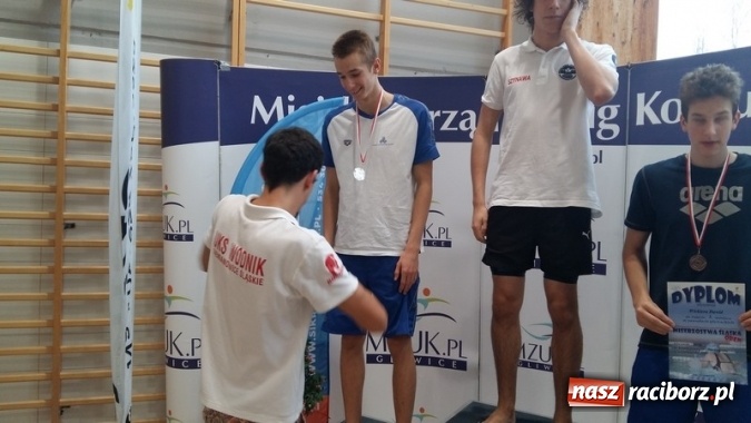 Zdjęcie w galerii na portalu naszraciborz.pl: Pływanie. Ponad setka medali raciborskich pływaków  wiadomości z regionu