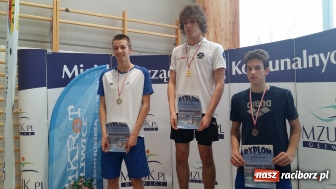 Zdjęcie w galerii na portalu naszraciborz.pl: Pływanie. Ponad setka medali raciborskich pływaków  wiadomości z regionu