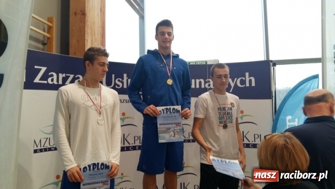 Zdjęcie w galerii na portalu naszraciborz.pl: Pływanie. Ponad setka medali raciborskich pływaków  wiadomości z regionu