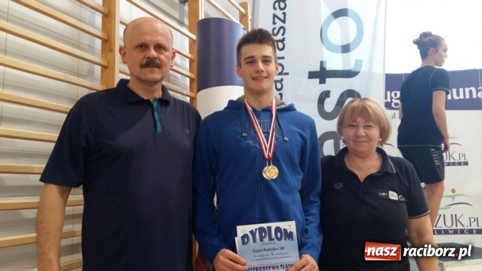 Zdjęcie w galerii na portalu naszraciborz.pl: Pływanie. Ponad setka medali raciborskich pływaków  wiadomości z regionu