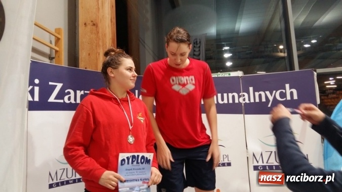 Zdjęcie w galerii na portalu naszraciborz.pl: Pływanie. Ponad setka medali raciborskich pływaków  wiadomości z regionu