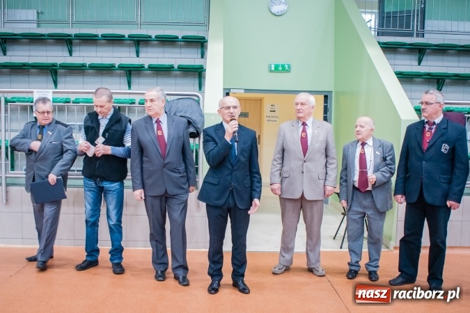 Zdjęcie w galerii na portalu naszraciborz.pl: IX Grand Prix Polski w Skacie Sportowym i XVII Mistrzostwa Powiatu w Arenie Rafako wiadomości z regionu