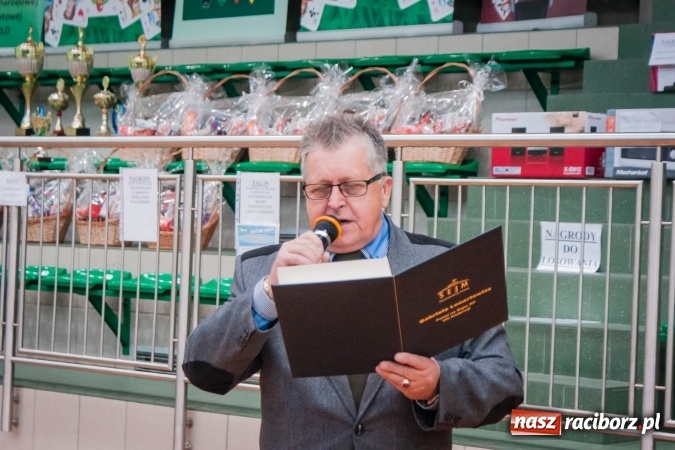 Zdjęcie w galerii na portalu naszraciborz.pl: IX Grand Prix Polski w Skacie Sportowym i XVII Mistrzostwa Powiatu w Arenie Rafako wiadomości z regionu