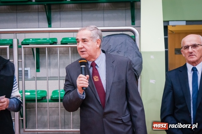 Zdjęcie w galerii na portalu naszraciborz.pl: IX Grand Prix Polski w Skacie Sportowym i XVII Mistrzostwa Powiatu w Arenie Rafako wiadomości z regionu