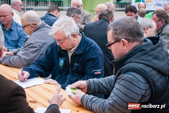 Zdjęcie w galerii na portalu naszraciborz.pl: IX Grand Prix Polski w Skacie Sportowym i XVII Mistrzostwa Powiatu w Arenie Rafako wiadomości z regionu