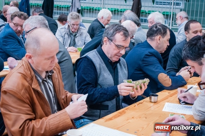 Zdjęcie w galerii na portalu naszraciborz.pl: IX Grand Prix Polski w Skacie Sportowym i XVII Mistrzostwa Powiatu w Arenie Rafako wiadomości z regionu