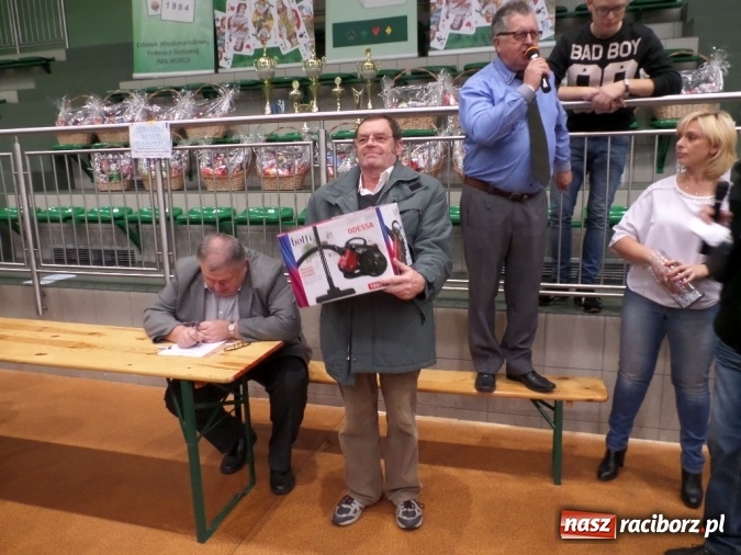 Zdjęcie w galerii na portalu naszraciborz.pl: IX Grand Prix Polski w Skacie Sportowym i XVII Mistrzostwa Powiatu w Arenie Rafako wiadomości z regionu