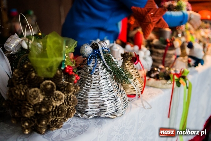 Zdjęcie w galerii na portalu naszraciborz.pl: Kiermasz świąteczny w Pietrowicach Wielkich wiadomości z regionu