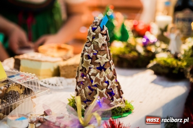 Zdjęcie w galerii na portalu naszraciborz.pl: Kiermasz świąteczny w Pietrowicach Wielkich wiadomości z regionu