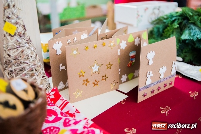 Zdjęcie w galerii na portalu naszraciborz.pl: Kiermasz świąteczny w Pietrowicach Wielkich wiadomości z regionu