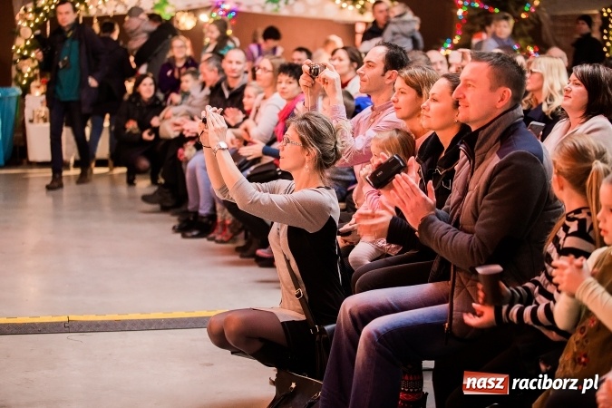 Zdjęcie w galerii na portalu naszraciborz.pl: Kiermasz świąteczny w Pietrowicach Wielkich wiadomości z regionu