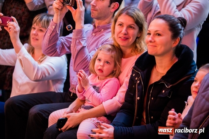 Zdjęcie w galerii na portalu naszraciborz.pl: Kiermasz świąteczny w Pietrowicach Wielkich wiadomości z regionu