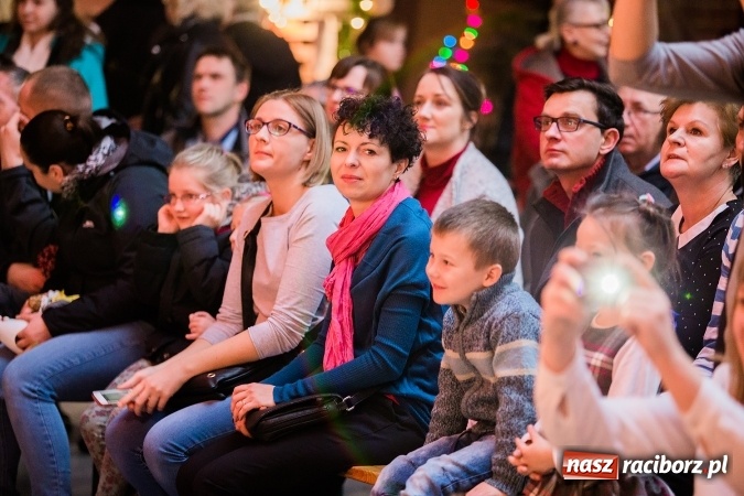 Zdjęcie w galerii na portalu naszraciborz.pl: Kiermasz świąteczny w Pietrowicach Wielkich wiadomości z regionu