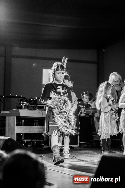 Zdjęcie w galerii na portalu naszraciborz.pl: Kiermasz świąteczny w Pietrowicach Wielkich wiadomości z regionu