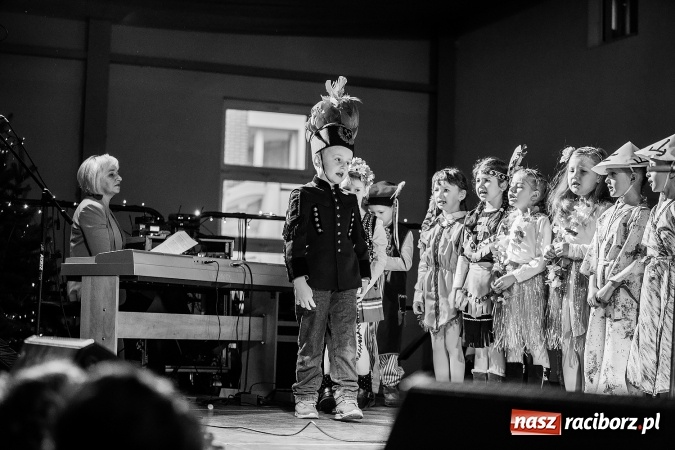 Zdjęcie w galerii na portalu naszraciborz.pl: Kiermasz świąteczny w Pietrowicach Wielkich wiadomości z regionu