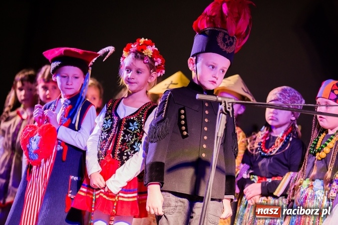 Zdjęcie w galerii na portalu naszraciborz.pl: Kiermasz świąteczny w Pietrowicach Wielkich wiadomości z regionu