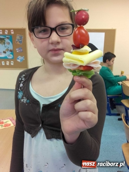 Zdjęcie w galerii na portalu naszraciborz.pl: Myślę, doceniam – dobrze wybieram! – Dni Profilaktyki w Szkole Podstawowej nr 15 wiadomości z regionu