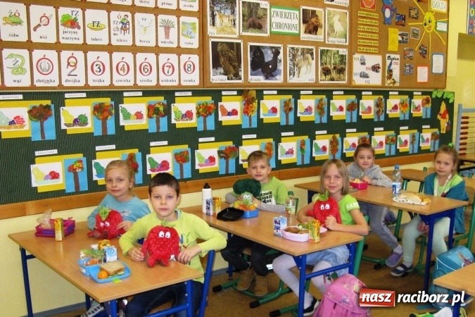 Zdjęcie w galerii na portalu naszraciborz.pl: Myślę, doceniam – dobrze wybieram! – Dni Profilaktyki w Szkole Podstawowej nr 15 wiadomości z regionu