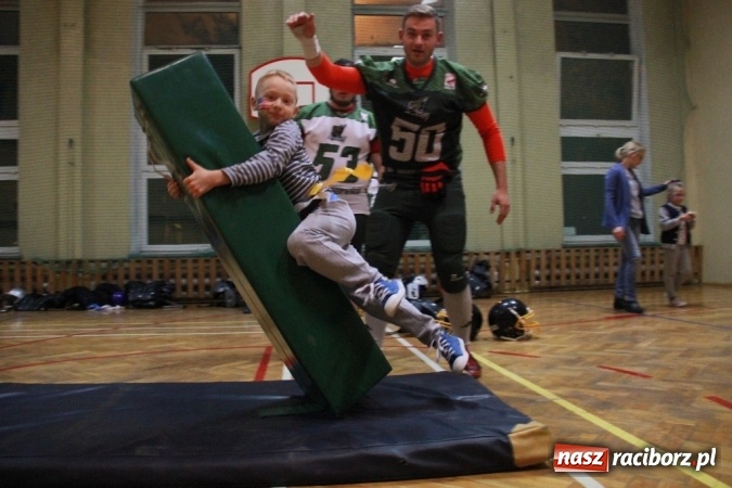 Zdjęcie w galerii na portalu naszraciborz.pl: Raptors i Point świętowali Thanksgiving Day! wiadomości z regionu