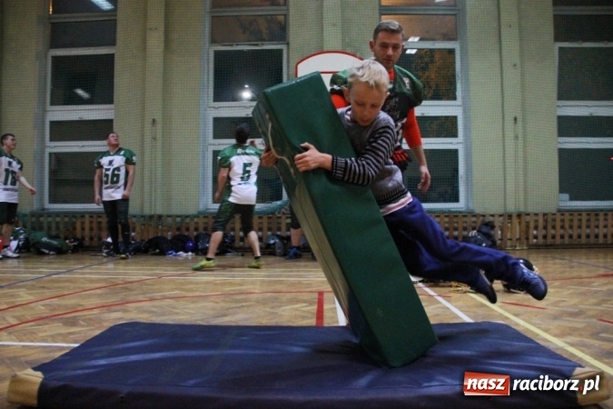 Zdjęcie w galerii na portalu naszraciborz.pl: Raptors i Point świętowali Thanksgiving Day! wiadomości z regionu