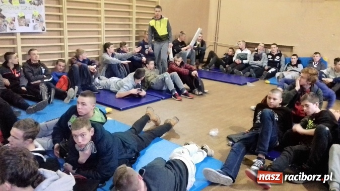 Zdjęcie w galerii na portalu naszraciborz.pl: Obchody Og&oacute;lnopolskiego Dnia Praw Dziecka w MOW w Rudach wiadomości z regionu