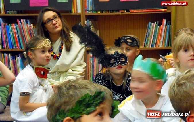 Zdjęcie w galerii na portalu naszraciborz.pl: Wenecki Bal w bibliotece w Markowicach  wiadomości z regionu