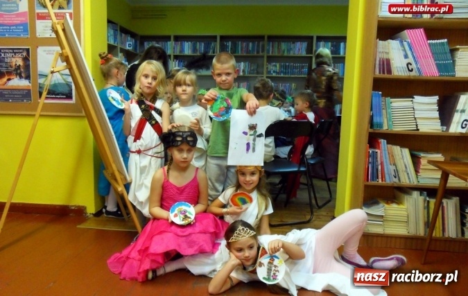 Zdjęcie w galerii na portalu naszraciborz.pl: Wenecki Bal w bibliotece w Markowicach  wiadomości z regionu