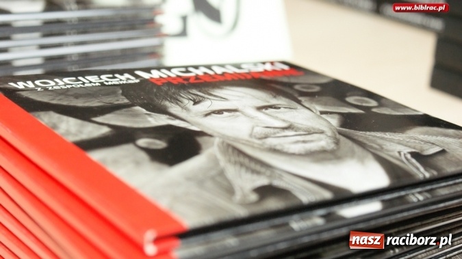 Zdjęcie w galerii na portalu naszraciborz.pl: Niecodzienna promocja książki w bibliotece  wiadomości z regionu