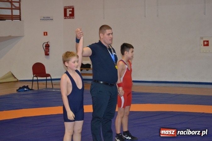 Zdjęcie w galerii na portalu naszraciborz.pl: Grad medali zapaśników MKZ Unia Racibórz na Pucharze Śląska w Rudzie Śląskiej  wiadomości z regionu