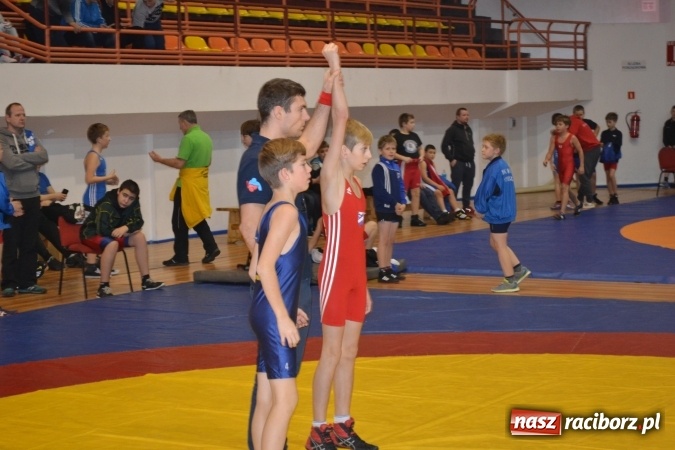 Zdjęcie w galerii na portalu naszraciborz.pl: Grad medali zapaśników MKZ Unia Racibórz na Pucharze Śląska w Rudzie Śląskiej  wiadomości z regionu