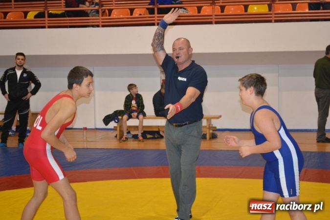 Zdjęcie w galerii na portalu naszraciborz.pl: Grad medali zapaśników MKZ Unia Racibórz na Pucharze Śląska w Rudzie Śląskiej  wiadomości z regionu