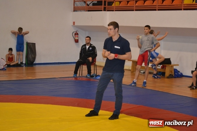 Zdjęcie w galerii na portalu naszraciborz.pl: Grad medali zapaśników MKZ Unia Racibórz na Pucharze Śląska w Rudzie Śląskiej  wiadomości z regionu