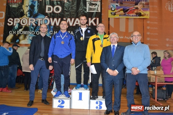 Zdjęcie w galerii na portalu naszraciborz.pl: Grad medali zapaśników MKZ Unia Racibórz na Pucharze Śląska w Rudzie Śląskiej  wiadomości z regionu